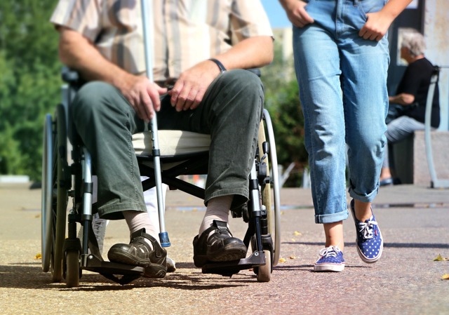 Оформление пенсии по инвалидности: порядок, перечень документов и госпошлина