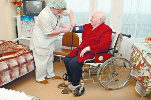 Какие льготы имеет инвалид 2 группы по общему заболеванию в России: перечень