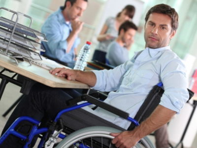 Приём на работу инвалида 1, 2, 3 групп: требования к работодателям и права соискателя