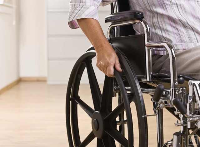 1 группа инвалидности: какие заболевания в неё входят, когда и на сколько устанавливается