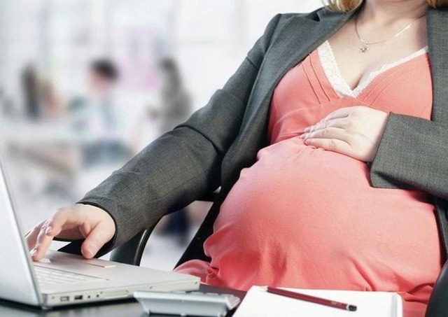 Компенсация за дополнительный отпуск беременной в 2021 году: правила расчета и порядок выплат